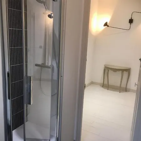 Отель Grande Maison En Coeur De 5